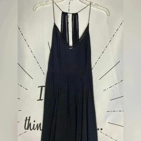 Boutique Halter Eyelet Cutout Flowy Minimalist Midi Dress - Picture 3 of 8